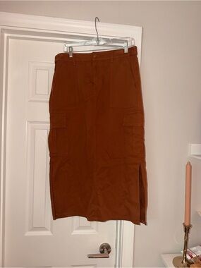 Midi Cargo Skirt in Rust